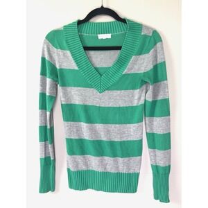 Y2K Womens Small Striped V-neck Sweater Lightweight Knit Slim Fit Retro Classic